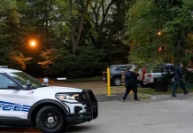 பிறந்தநாள் கொண்டாட்ட நிகழ்ச்சியில் துப்பாக்கி சூடு – 4 பேர் பலி