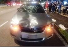 சாலை விபத்தில் சுற்றுலா பயணி பலி: மகன் படுகாயம்