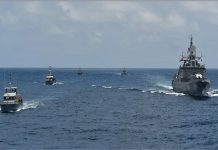 இந்திய போர்க்கப்பல் கொழும்பு துறைமுகம் சென்றது- 3 சீன போர்க்கப்பல்களும் வருகை