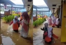 பள்ளிகள் வெள்ளத்தில் மூழ்கின; ஆசிரியர்கள், மாணவர்கள் அவதி