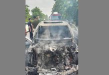 தீயில் அழிந்த சொகுசு கார்