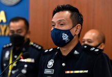 பிடிஆர்எம் சின்னத்துடன் வைரலான வீடியோவில் உள்ள சட்டை உத்தியோகபூர்வ பணிகளுக்கானது அல்ல – காவல்துறை