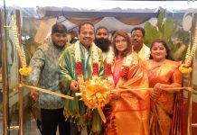 மஹாராஜா டெக்ஸ்டைஸின் 5ஆவது கிளை – டான்ஶ்ரீ விக்னேஸ்வரன் திறந்து வைத்தார்