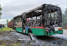 Bas terbakar 7 penumpang, pemandu selamat