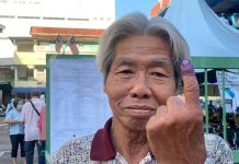 Kayuh basikal seawal jam 7.30 pagi untuk jadi pengundi terawal