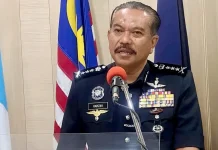 தனது பாதுகாவலரை பன்றி இறைச்சி உண்ணும்படி செனட்டர் வற்புறுத்தினாரா? போலீஸ் விசாரணை