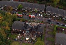 இங்கிலாந்து: வீடு வெடித்து சிதறியதில் 7 வயது சிறுவன் பலி; 6 பேர் காயம்