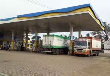 சென்னையில் 70 பெட்ரோல் நிலையங்கள் மூடல்; பரிதவிக்கும் வாகன ஓட்டிகள்!