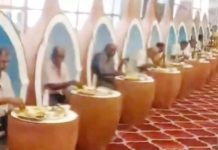 திருமண விருந்தில் தேங்காய் வடிவ இருக்கைகள்; இணையத்தில் வைரலாகும் பொள்ளாச்சி!