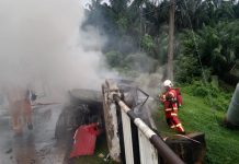 Kereta terbakar rempuh tembok jambatan -3 rentung