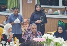 சிலாங்கூர் மாநில அரசியார் – 5,000 பொதுமக்களுடன் 50ஆவது ஆண்டு பொன்விழாவை கொண்டாடிய ஒரிஜினல் பினாங்கு காயு நாசி கண்டார்