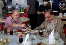Agong makan tengah hari bersama Perdana Menteri