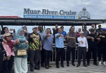 மூவாரில் JOM JELAJAH MUO ஊக்குவிப்பு விழா.