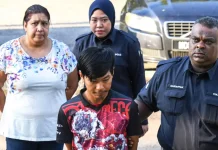 2 mengaku tak salah jadi keldai akaun
