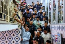 Tambah baik kawasan perniagaan uzur di Jalan Masjid India – PM