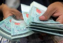 Gaji minimum RM1,700 kuat kuasa esok