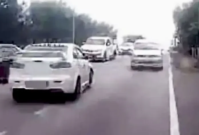 கார் விபத்து