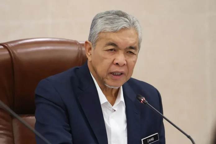 2479833