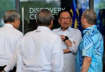 குறைகளை கேட்டு செயல்களை மேம்படுத்திக்கொள்வதற்கு அமைச்சரவை தயார்- பிரதமர்