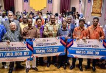 Bantuan kewangan RM1.4 juta kepada 8 koperasi komuniti India