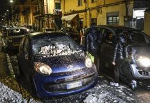 இத்தாலியில் நிலநடுக்கம்: கட்டிடங்கள் சேதம் – பீதியில் உறைந்த மக்கள்