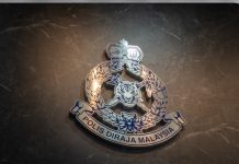 கைது செய்யப்படுவதில் இருந்து தப்பிக்க போலீஸ் அதிகாரியின் காதை கடித்து குதறிய நபர்