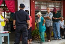 காலை 11 மணி நிலவரப்படி ஆயர் கூனிங்கில் 26.36% வாக்குப்பதிவு