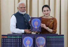 பிரதமர் மோடிக்கு தாய்லாந்து பிரதமர் கொடுத்த ஸ்பெஷல் கிப்ட்
