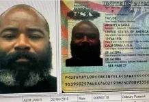 3 பேருக்கு கத்திக்குத்து: விமானத்தை கடத்த முயன்றவர் சுட்டுக்கொலை