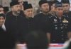 Dr M beri penghormatan terakhir kepada Pak Lah