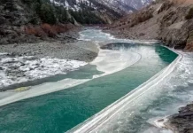 செனாப் நதிநீர் பாகிஸ்தானுக்குள் செல்வதை தடுத்து நிறுத்திய இந்தியா.. ஜீலம் நதிநீரையும் திசை திருப்ப முடிவு