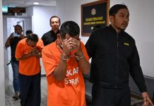 இலஞ்சம் வாங்கிய குற்றச்சாட்டு: இரு போலீஸ்காரர்களுக்கு 7 நாட்கள் தடுப்புக்காவல்