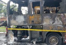 6 மாணவர்களுடன் பயணித்த UTM பேருந்து தீப்பிடித்து எரிந்தது