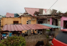 நெகிரி செம்பிலானில் 15 நிமிடம் பெய்த இடியுடன் கூடிய கனமழை; 88 வீடுகள் சேதம்