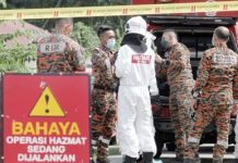 ஆயர் ஹித்தாம் சுங்கச்சாவடி அருகே ரசாயனக் கசிவைச் சமாளிக்க ஹஸ்மத் குழுவிற்கு அழைப்பு