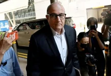 ஊழல் குற்றத்திற்காக தண்டனையை சிங்கப்பூர் முன்னாள் போக்குவரத்து அமைச்சர் எஸ். ஈஸ்வரன்