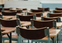 பாகிஸ்தானில் பிரம்படியால் இறந்த 10 வயதுச் சிறுவன்