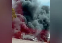 Kilang kitar semula di Meru musnah terbakar