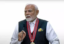 பிரதமர் மோடிக்கு டிரினிடாட் அண்டு டொபாகோ நாட்டின் உயரிய விருது வழங்கி கவுரவிப்பு