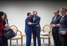 Brics Summit: பிரதமர் அன்வார் வியட்நாமின் பிரதமர் சந்திப்பு