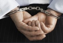 டத்தோ பட்டம் பெற்றுத் தருவதாக RM 6,000 கேட்ட டத்தோ ஊழல் மோசடி வழக்கில் கைது.