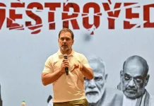 குற்றச்சாட்டுகளை ஏன் மறுக்கவில்லை?.. வாக்கு திருட்டு தரவுகளை கேட்ட தேர்தல் ஆணையத்திற்கு ராகுல் கேள்வி loop