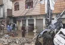 பாகிஸ்தானில் கனமழை, வெள்ளம்; பலி எண்ணிக்கை 307 ஆக உயர்வு