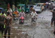 பாகிஸ்தானில் கனமழை, வெள்ளம்: பலி எண்ணிக்கை 657 ஆக உயர்வு