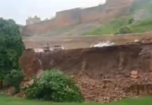 கனமழையால் இடிந்து விழுந்த வரலாற்று சிறப்புமிக்க அமீர் கோட்டையின் 200 அடி நீள சுவர்