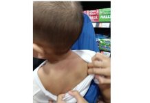 சூப்பர் மார்க்கெட்டில் திருடிய வியட்நாம் நபர் – 11 மாதக் குழந்தையை பணயமாக வைத்து தப்பிக்க முயற்சி