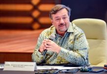 அவசரப்படத் தேவையில்லை; புடி95 பெட்ரோல் விலை 1.99 இல் நிலையாக இருக்கும் என்று மலேசியர்களுக்கு அறிவுறுத்தல்