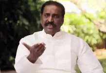 தொழில்நுட்பத்தால் சினிமா துண்டாடப்பட்டு விட்டது- கவிஞர் வைரமுத்து வேதனை