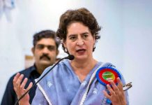 சலுகைகள் மூலம் வாக்குகளை வாங்க முயற்சிக்கும் என்டிஏ-வுக்கு மக்கள் பாடம் கற்பிக்க வேண்டும்- பிரியங்கா காந்தி