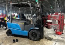 Pemeriksa kontena maut dilanggar forklift